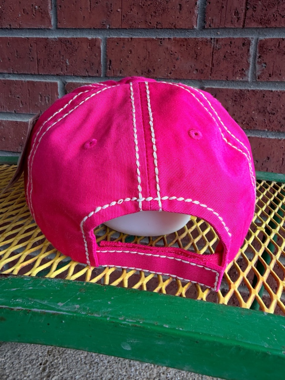 NWT KBETHOS Hot Pink 'VACAY MODE' Embroidered Baseball Cap - Picture 6 of 7